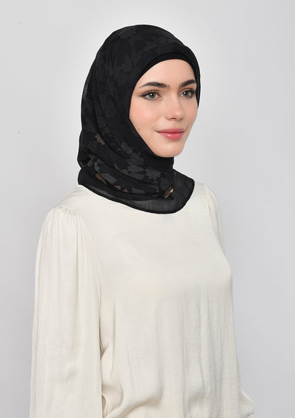 Almas Aswad - Printed Crinkled Chiffon